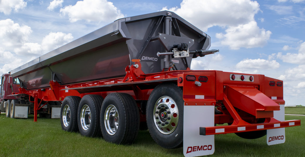 Demco 44’ Quad Rear Lift/Steer - image 1 of 1