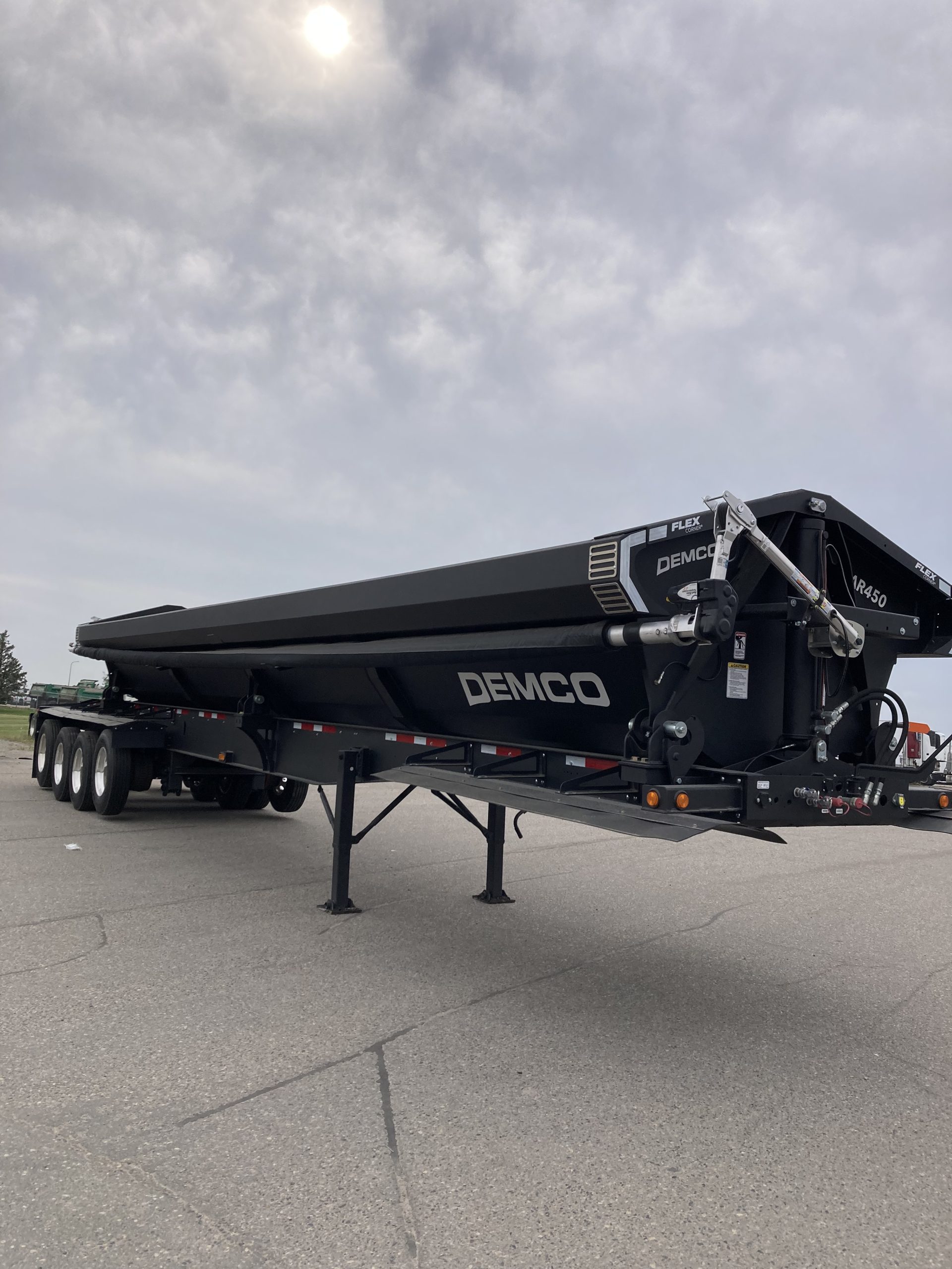 2026 Demco Side 068Jw00000k3RxL 2026 Demco Side 068Jw00000k3RxL