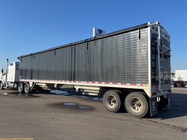 2018 Wilson Pacesetter - image 3 of 6