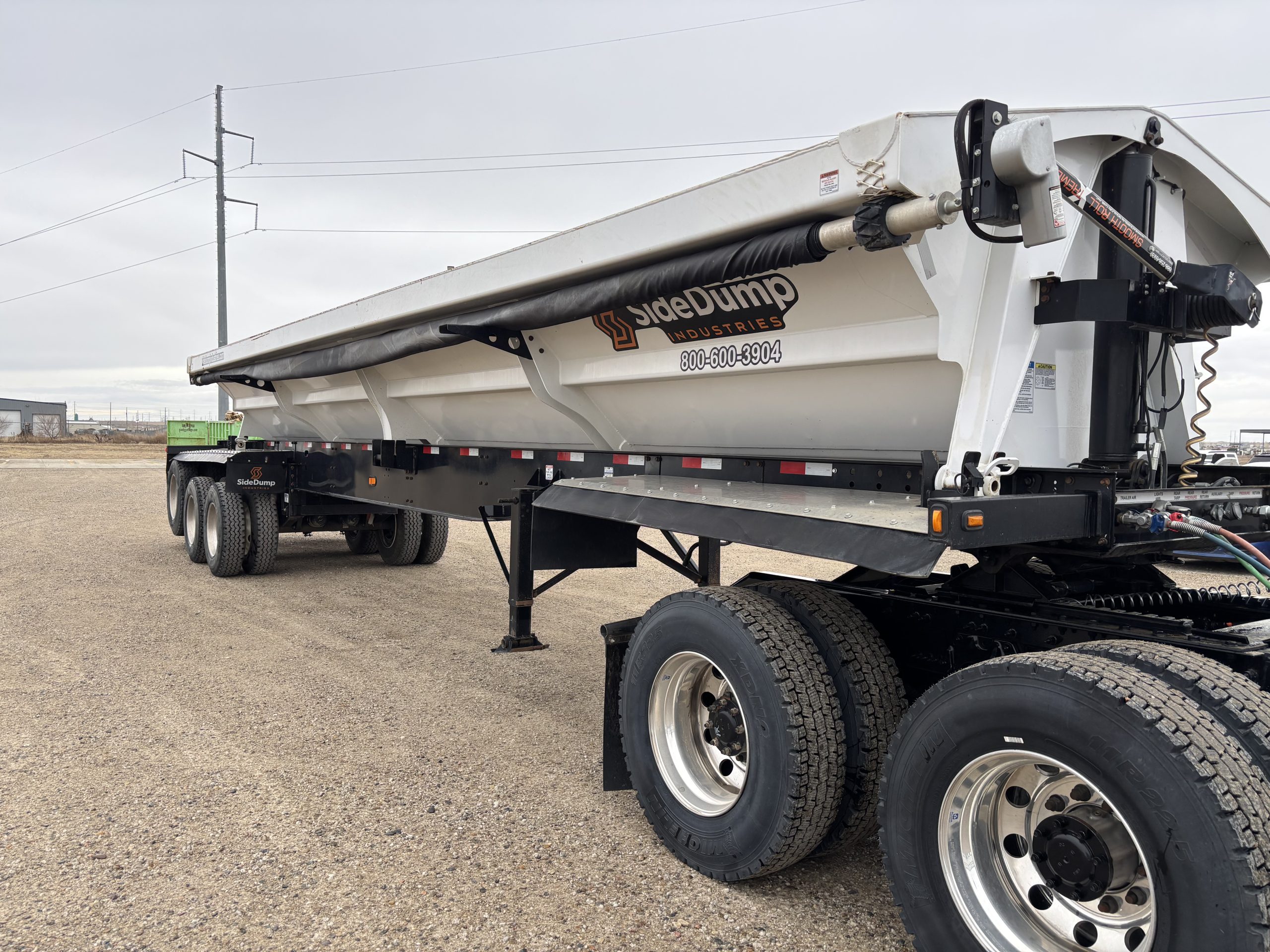 2024 SDI Side Dump SIDE DUMP INDUSTRIES TRIAXLE - image 2 of 3