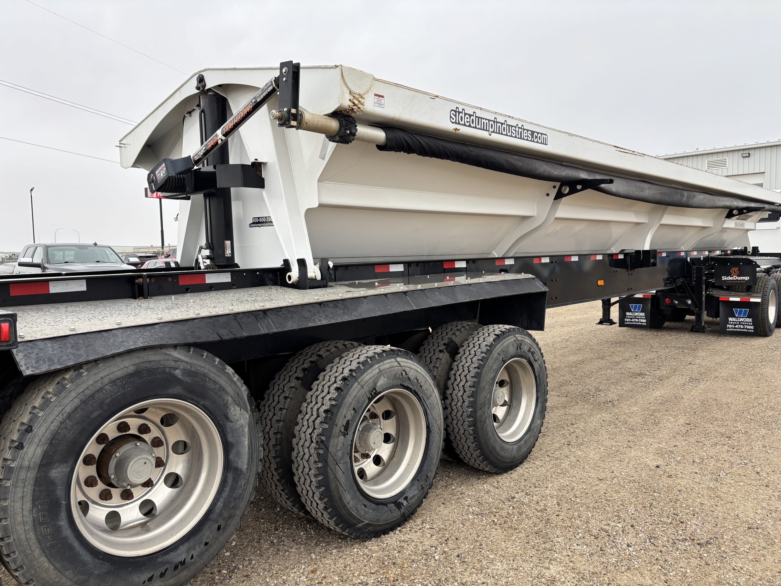 2024 SDI Side Dump SIDE DUMP INDUSTRIES TRIAXLE - image 3 of 3