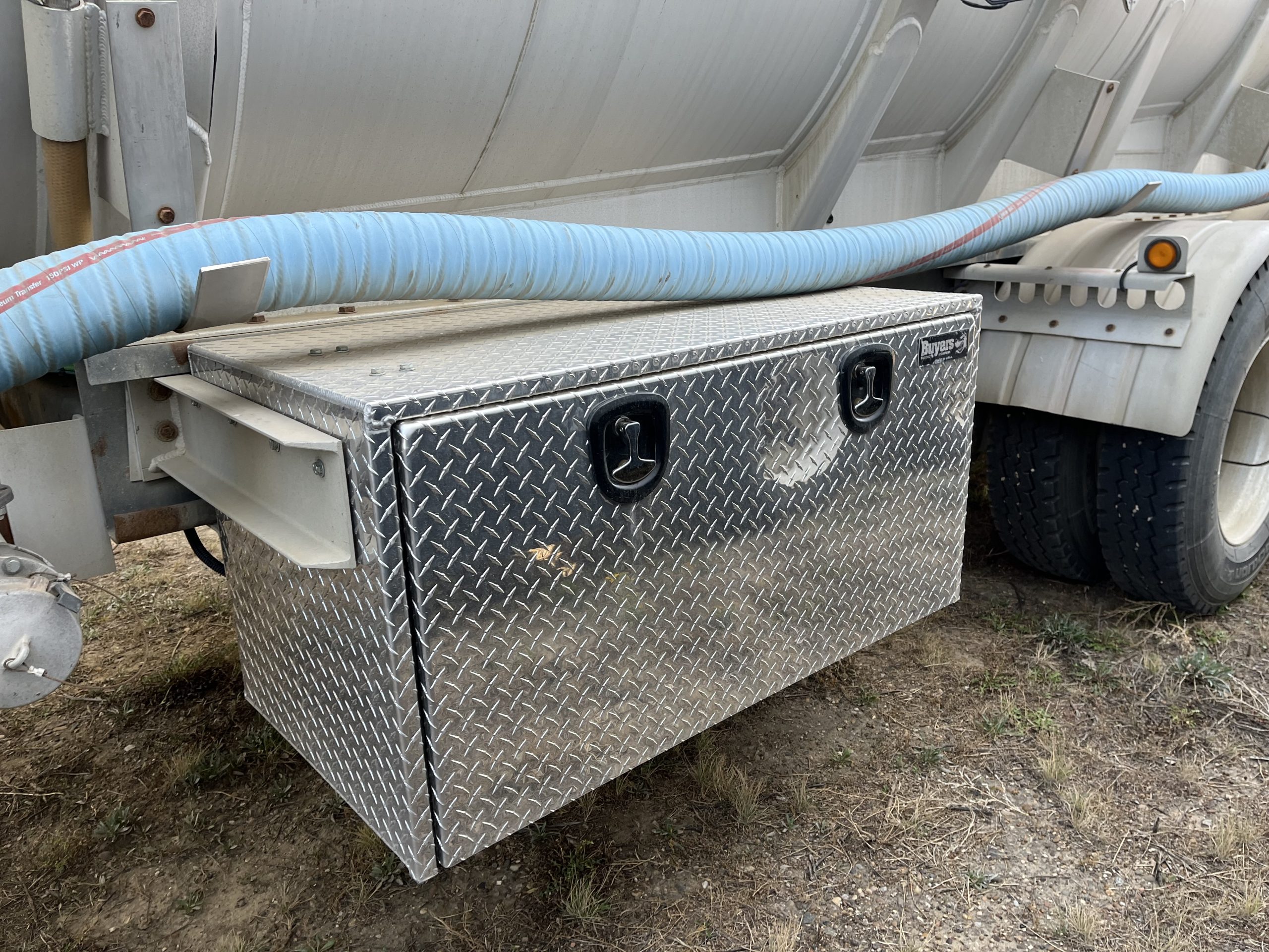 2013 Stephens TANKER - image 3 of 6