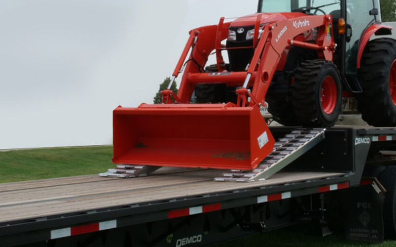 DEMCO 53' Triple Axle Drop Deck DEMCO 53' Triple Axle Drop Deck - image 1 of 4