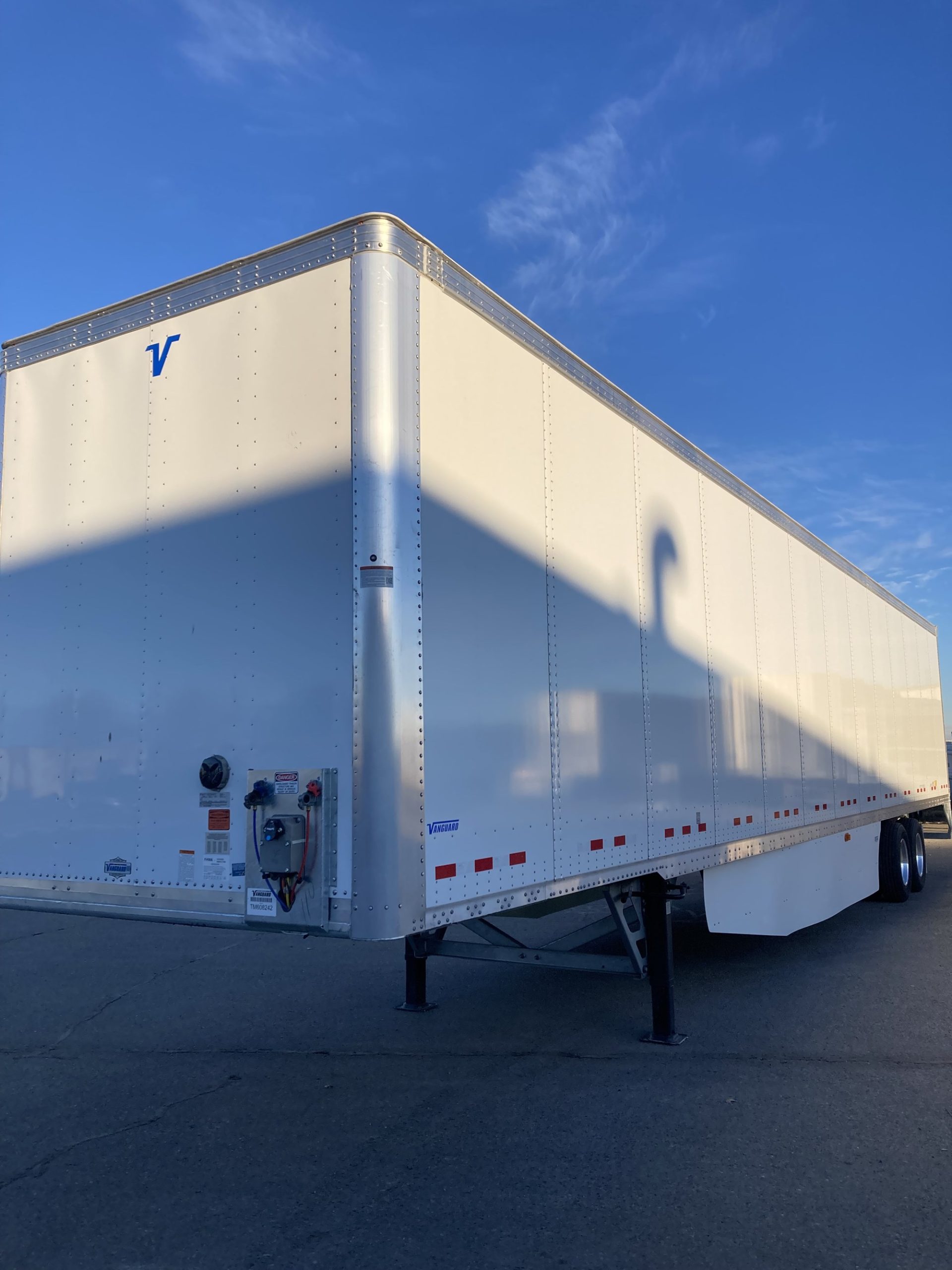 2027 Vanguard Dry Van - image 1 of 6