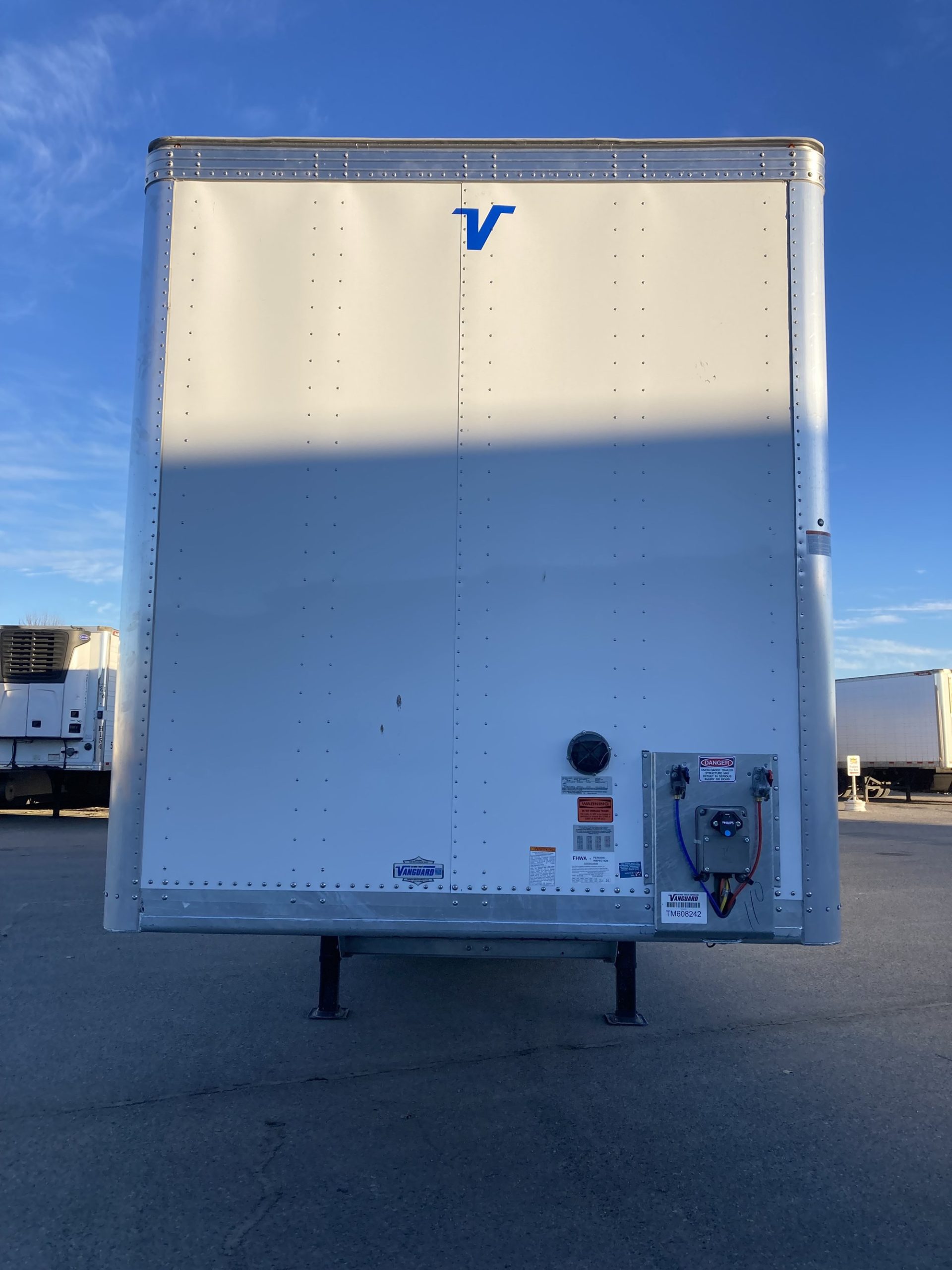 2027 Vanguard Dry Van NVM702956-07 2027 Vanguard Dry Van NVM702956-07