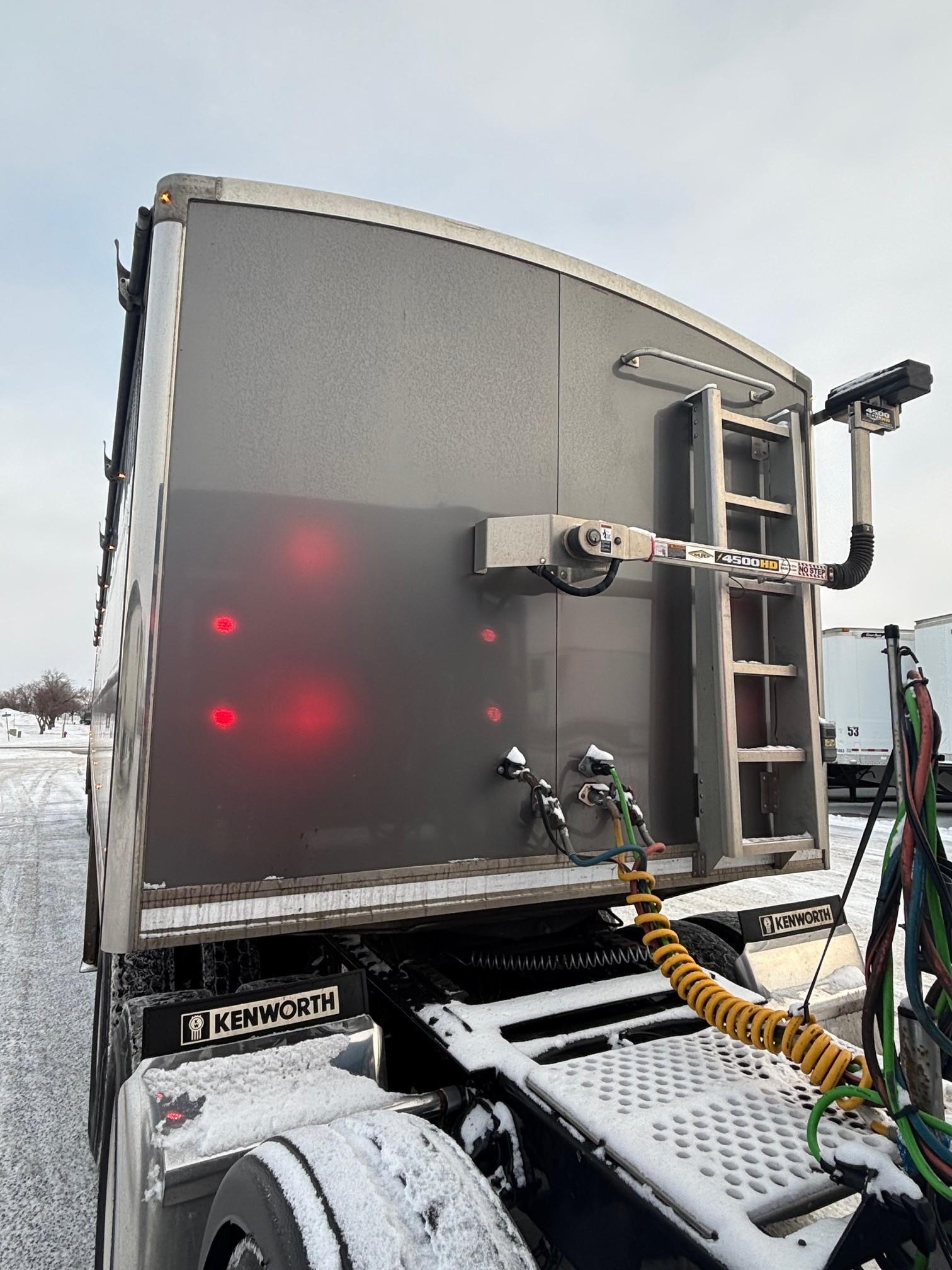 2023 EBY HOPPER UP3008981-08 2023 EBY HOPPER UP3008981-08
