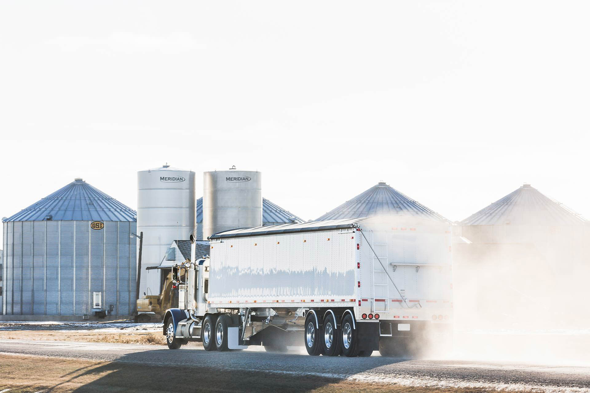 Prestige Tri-axle prestige-trailers-Tri-Axle-rear-profile Prestige Tri-axle prestige-trailers-Tri-Axle-rear-profile