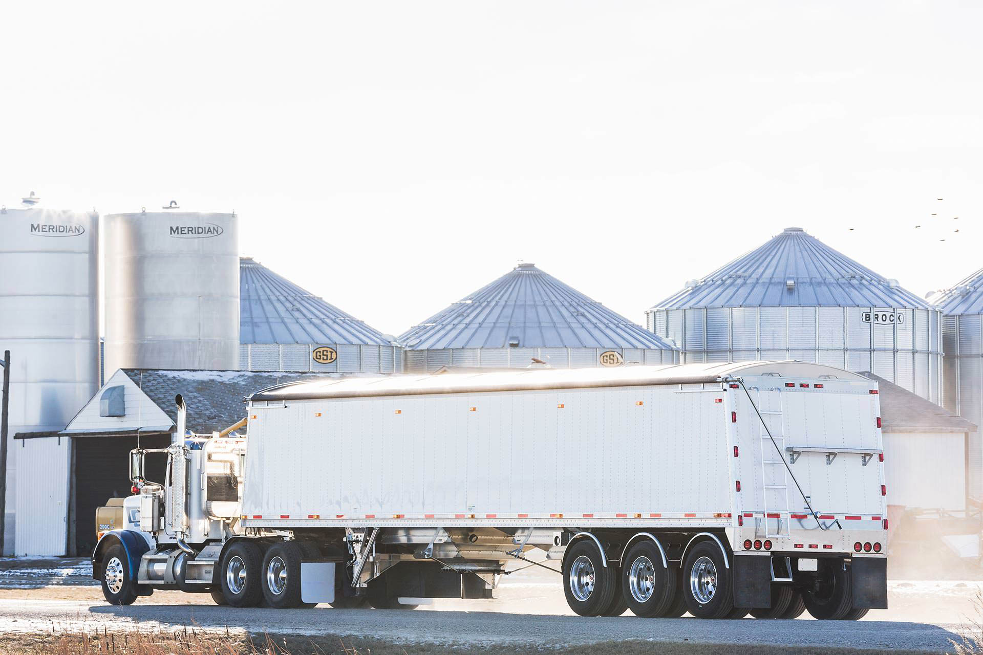 Prestige Tri-axle prestige-trailers-Tri-Axle-scenic Prestige Tri-axle prestige-trailers-Tri-Axle-scenic