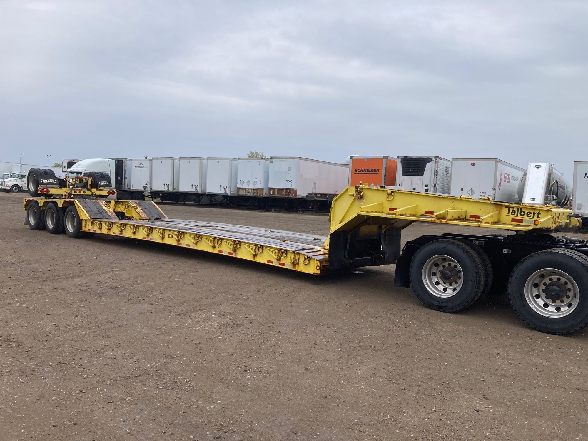 2006 TALBERT LOWBOY U61024717-07 2006 TALBERT LOWBOY U61024717-07