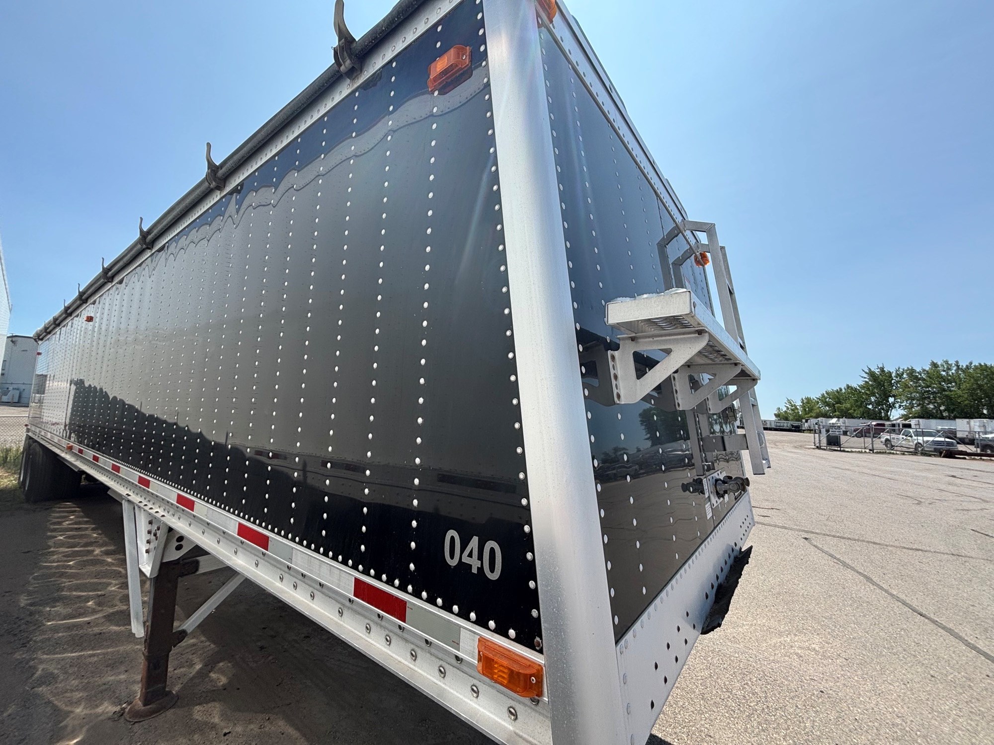 2018 LODE KING Hopper 2018 LODE KING Hopper - image 5 of 6