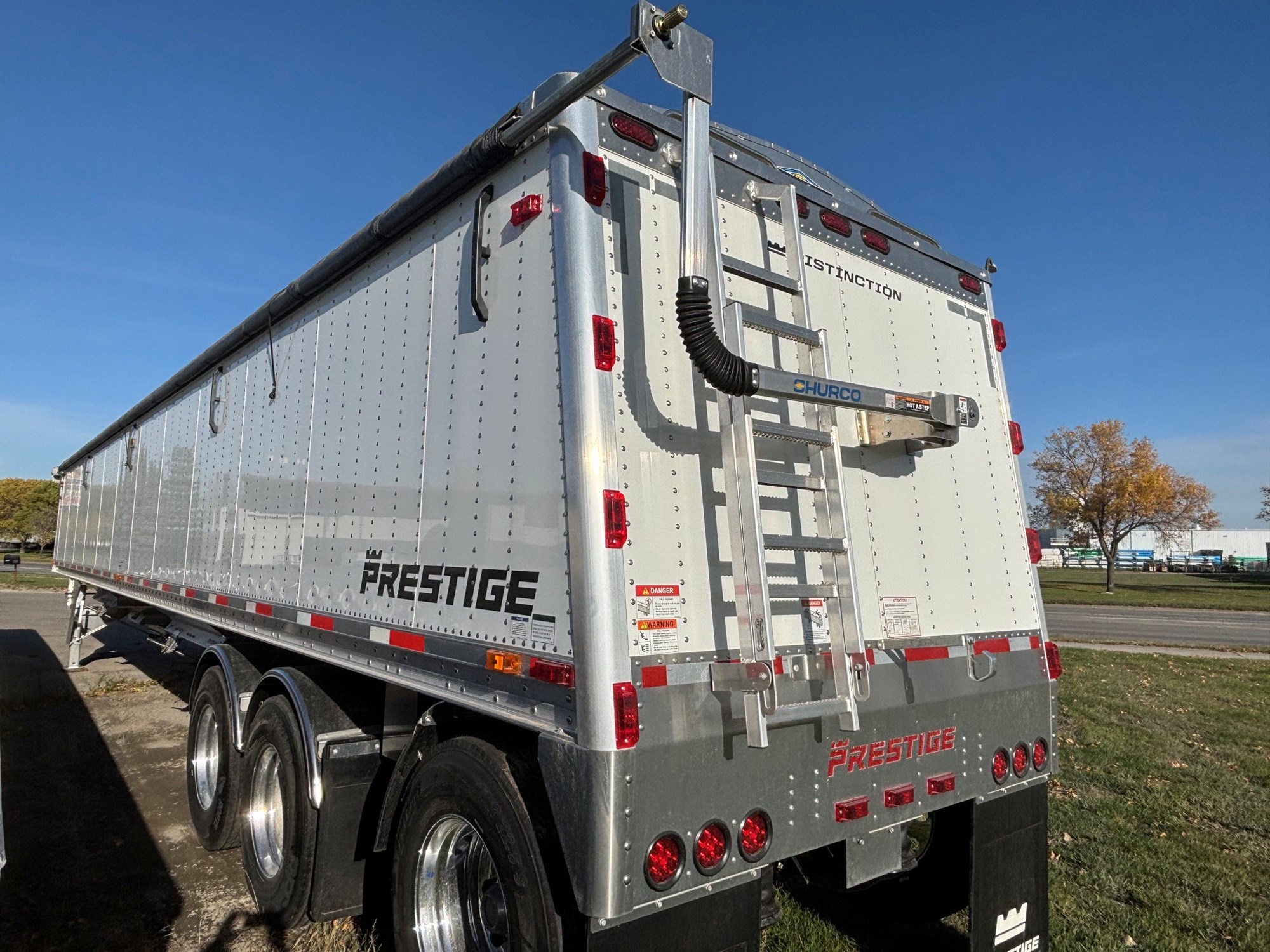 2027 Prestige Hopper 2027 Prestige Hopper - image 2 of 6