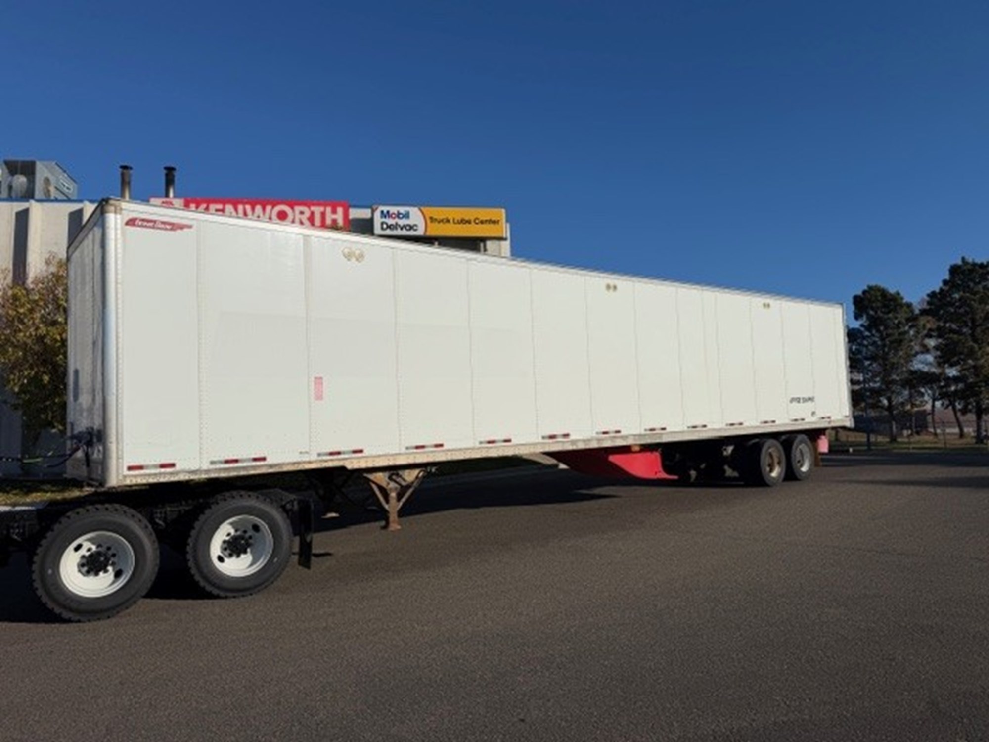 2015 GREAT DANE Dry Van UFT597511-02 2015 GREAT DANE Dry Van UFT597511-02